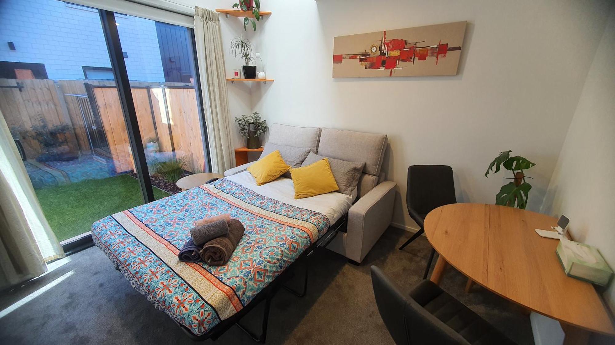 Modern Loft In Christchurch Cbd With Private Courtyard Exterior photo