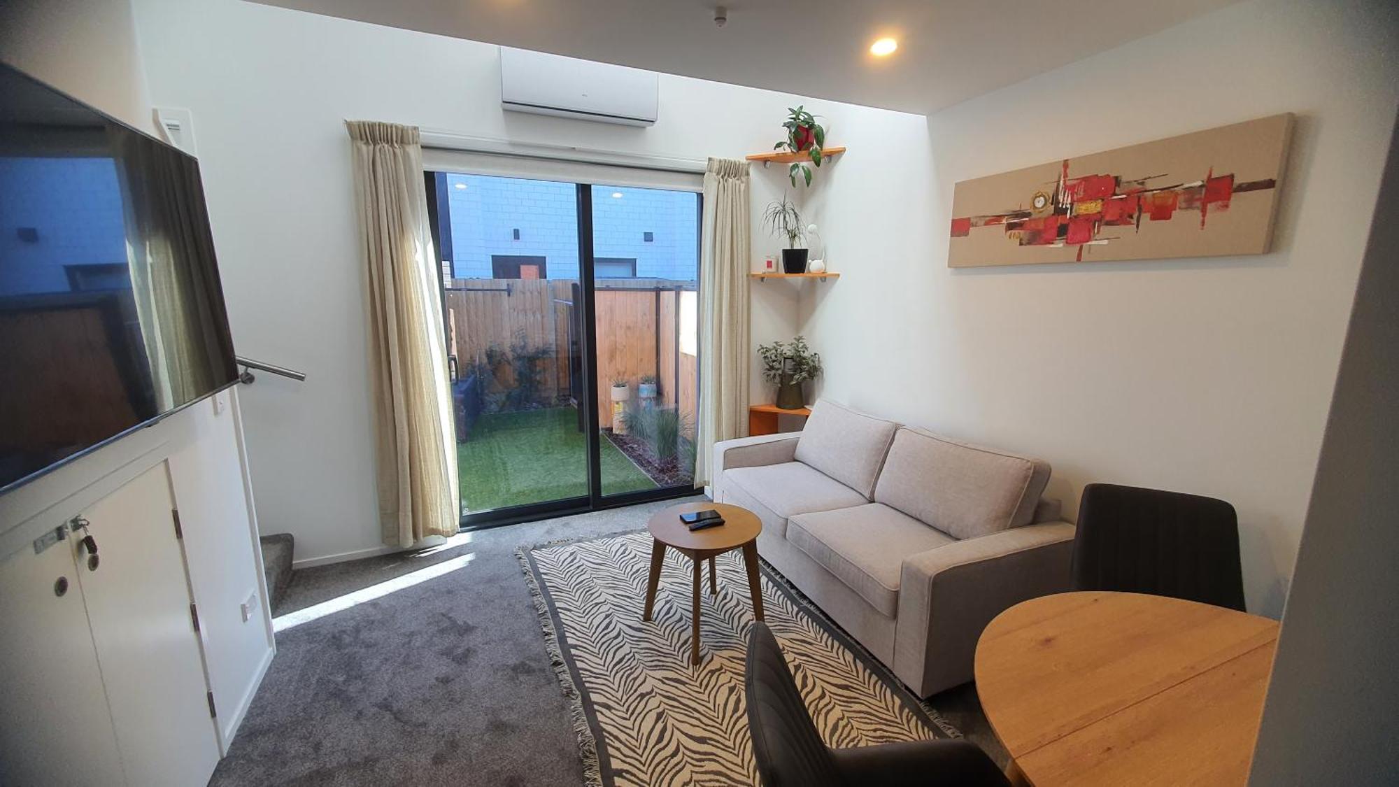 Modern Loft In Christchurch Cbd With Private Courtyard Exterior photo